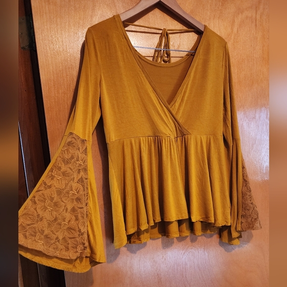 American Eagle Outfitters Tops - Bell Sleeve Flowy Mustard American Eagle Top